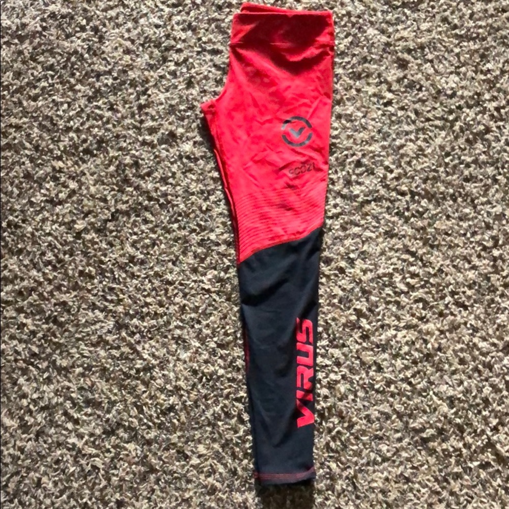 Virus leggings